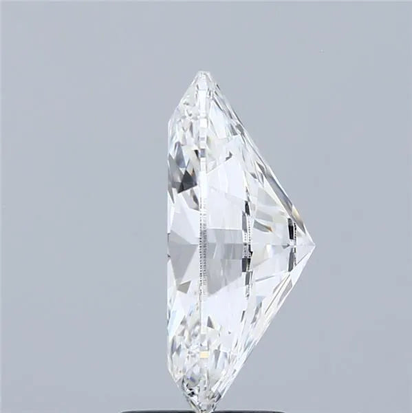 2.59ct Oval Lab Grown Diamond (Colour E, Clarity VVS2, IGI Certified)