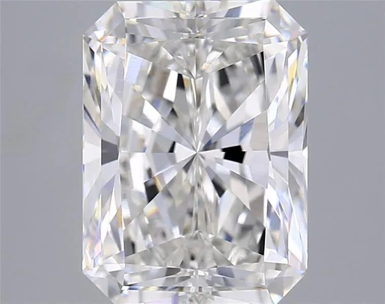 2.64ct Radiant Lab Grown Diamond (Colour G, Clarity VVS1, IGI Certified)