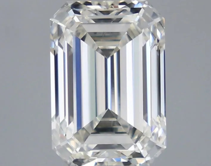 2.66ct Emerald Lab Grown Diamond (Colour G, Clarity SI1, IGI Certified)