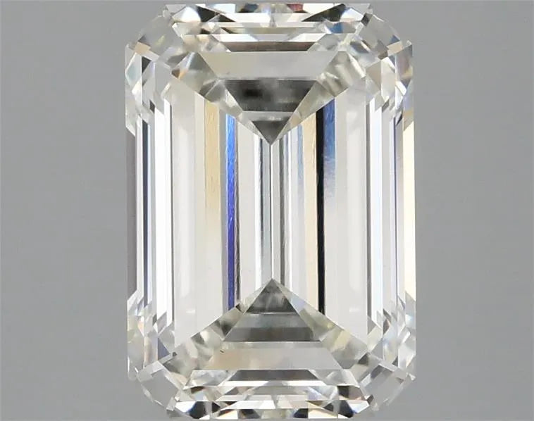 2.69ct Emerald Lab Grown Diamond (Colour H, Clarity VVS2, IGI Certified)