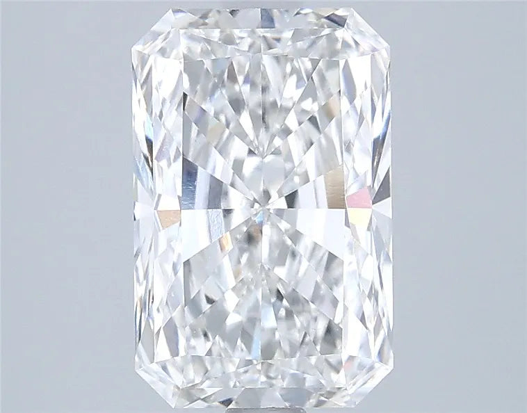 2.71ct Radiant Lab Grown Diamond (Colour F, Clarity VS1, GIA Certified)