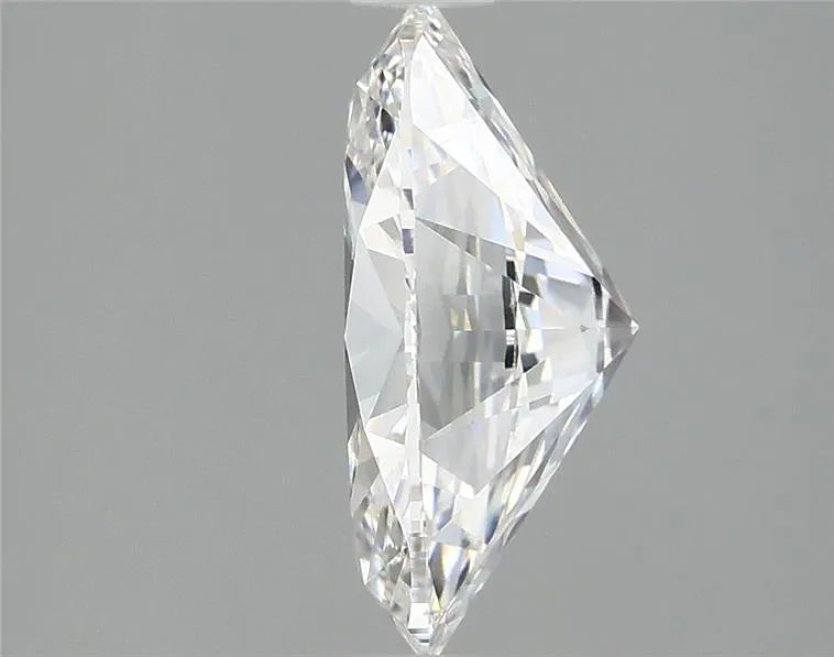 2.72ct Oval Lab Grown Diamond (Colour E, Clarity VVS2, IGI Certified)