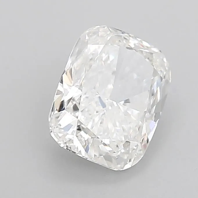 2.74ct Cushion modified Lab Grown Diamond (Colour E, Clarity VVS1, IGI Certified)