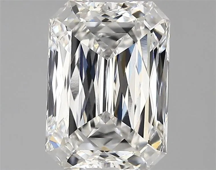 2.74ct Radiant Lab Grown Diamond (Colour E, Clarity VVS2, IGI Certified)