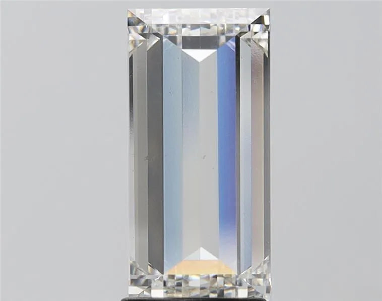 2.75ct Baguette Lab Grown Diamond (Colour H, Clarity VS1, IGI Certified)