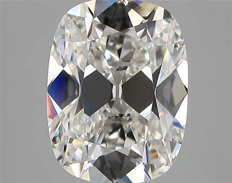 2.77ct Cushion modified Lab Grown Diamond (Colour E, Clarity VVS2, IGI Certified)