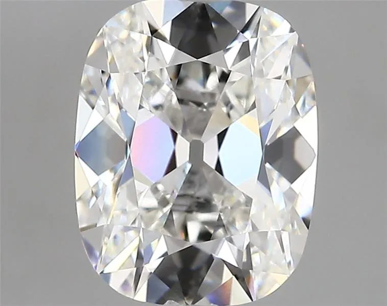 2.77ct Cushion modified Lab Grown Diamond (Colour E, Clarity VVS2, IGI Certified)