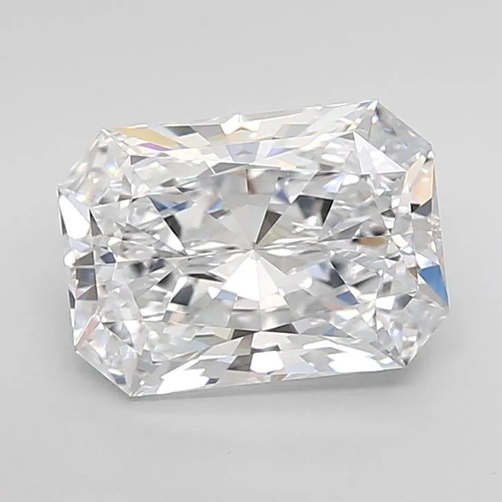 2.84ct Radiant Lab Grown Diamond (Colour E, Clarity IF, IGI Certified)