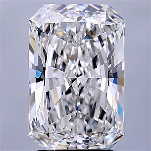 2.84ct Radiant Lab Grown Diamond (Colour E, Clarity VVS2, IGI Certified)