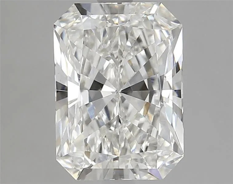 2.85ct Radiant Lab Grown Diamond (Colour G, Clarity VS1, IGI Certified)