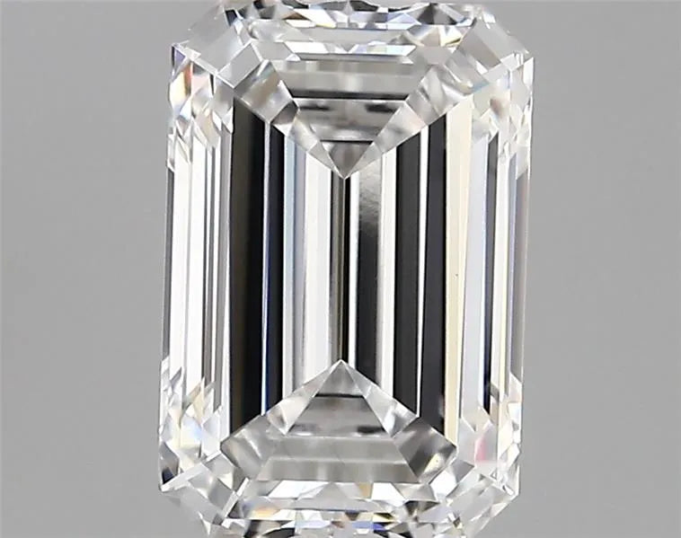 2.87ct Emerald Lab Grown Diamond (Colour E, Clarity VVS2, IGI Certified)