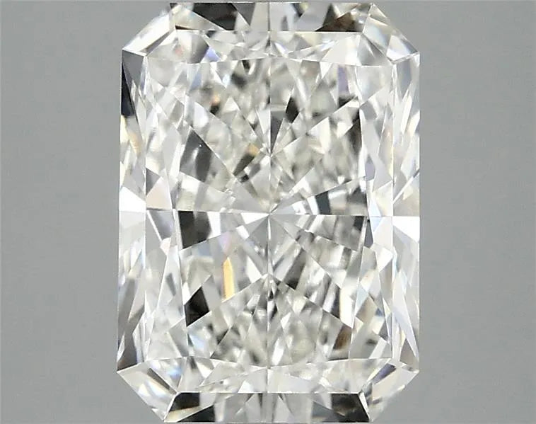 2.88ct Radiant Lab Grown Diamond (Colour G, Clarity VVS2, IGI Certified)