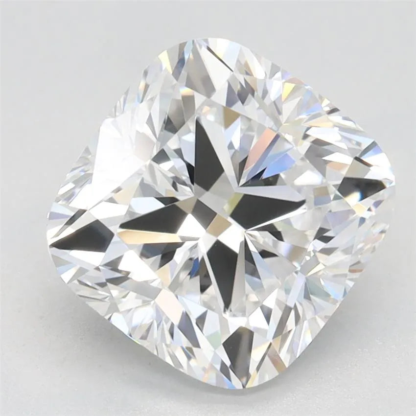 2.89ct Cushion modified Lab Grown Diamond (Colour D, Clarity VVS1, IGI Certified)