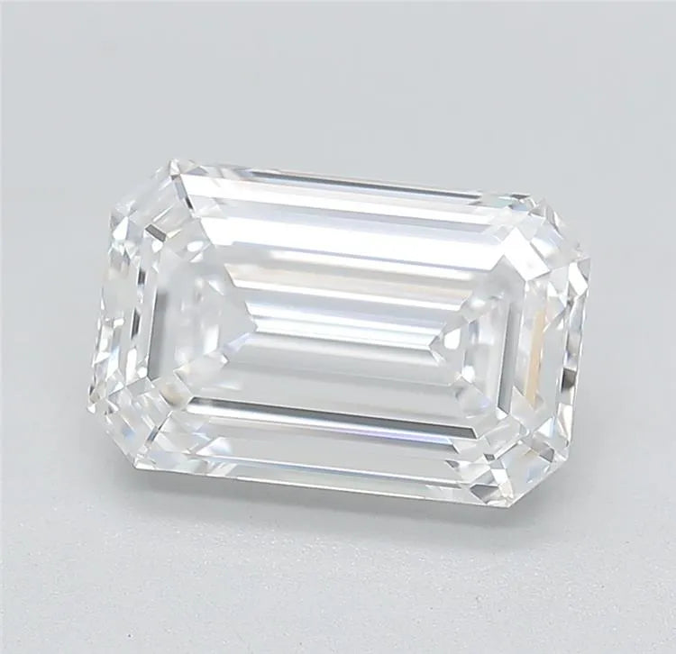 2.89ct Emerald Lab Grown Diamond (Colour D, Clarity VVS1, GIA Certified)