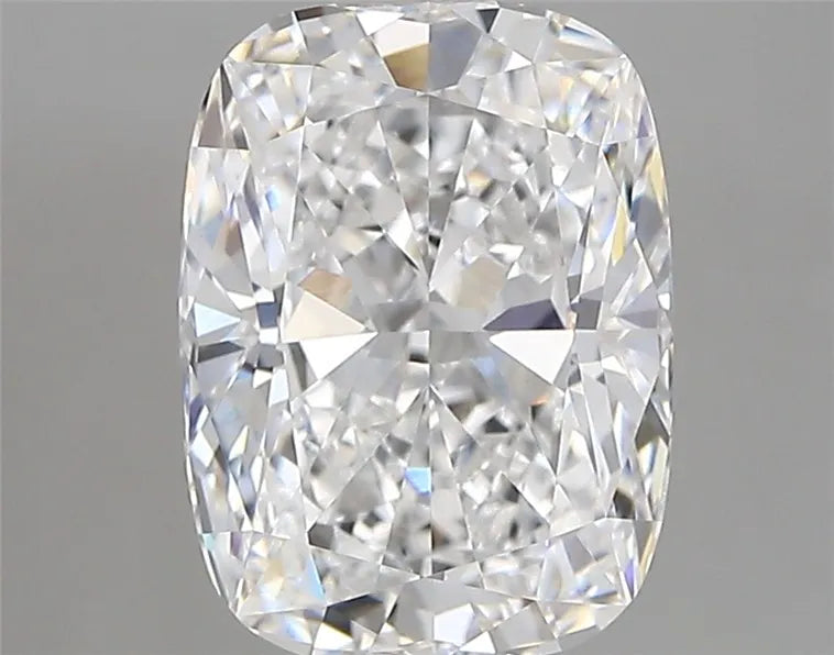 2.91ct Cushion modified Lab Grown Diamond (Colour D, Clarity VVS2, IGI Certified)