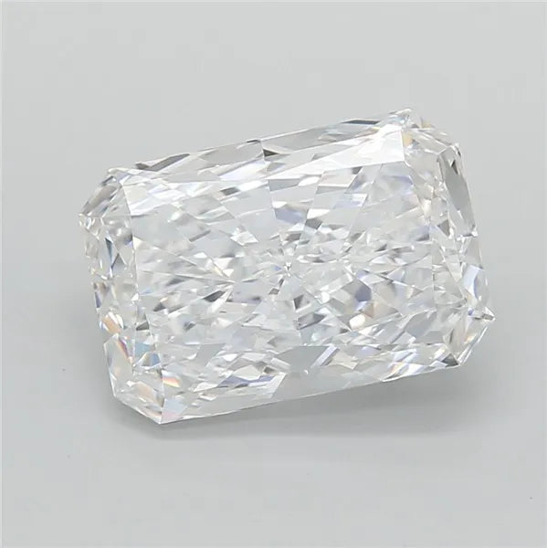 2.91ct Radiant Lab Grown Diamond (Colour E, Clarity VVS2, IGI Certified)