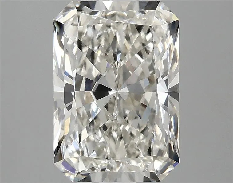 2.92ct Radiant Lab Grown Diamond (Colour H, Clarity VVS2, IGI Certified)