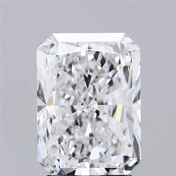 2.93ct Radiant Lab Grown Diamond (Colour D, Clarity VVS2, IGI Certified)
