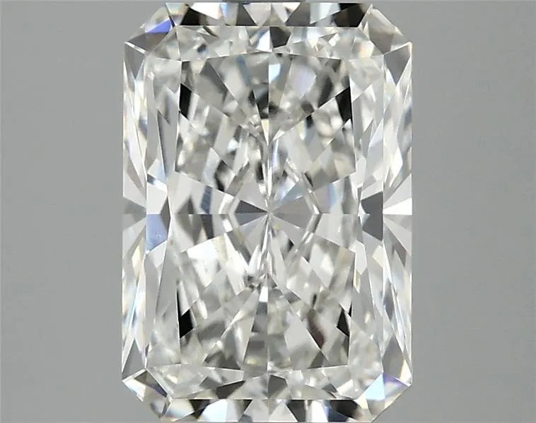 2.97ct Radiant Lab Grown Diamond (Colour G, Clarity VVS2, IGI Certified)