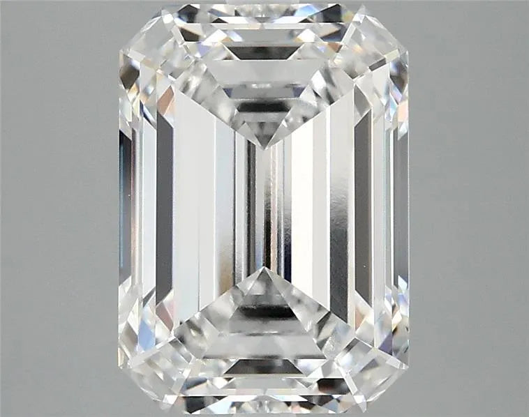 4.10ct Emerald Lab Grown Diamond (Colour E, Clarity VVS2, IGI Certified)