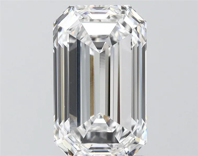 2.97ct Emerald Lab Grown Diamond (Colour D, Clarity VVS2, IGI Certified)