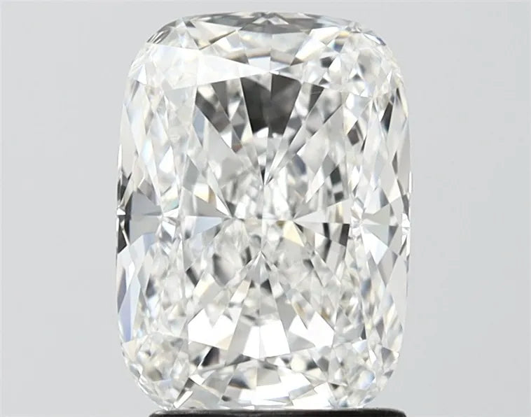 2.50ct Cushion modified Lab Grown Diamond (Colour E, Clarity VVS1, IGI Certified)