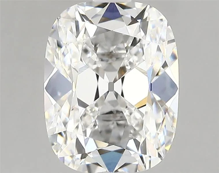 2.67ct Cushion modified Lab Grown Diamond (Colour E, Clarity VVS1, IGI Certified)