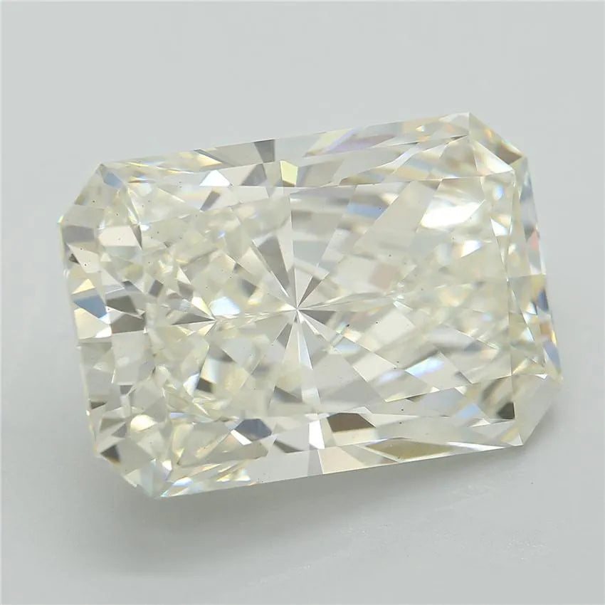 7.62ct Radiant Lab Grown Diamond (Colour I, Clarity VS1, Cut EX, IGI Certified)