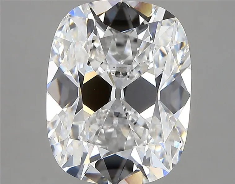 4.16ct Cushion modified Lab Grown Diamond (Colour D, Clarity VS1, IGI Certified)
