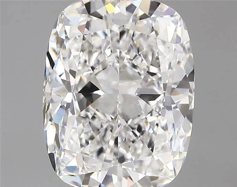 2.93ct Cushion modified Lab Grown Diamond (Colour E, Clarity VVS2, IGI Certified)