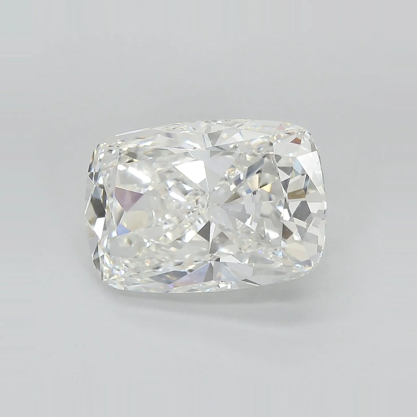 7.04ct Cushion modified Lab Grown Diamond (Colour G, Clarity VS1, IGI Certified)