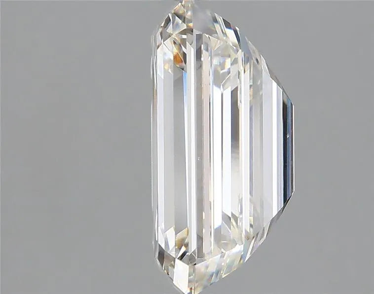 4.89ct Emerald Lab Grown Diamond (Colour G, Clarity VS1, IGI Certified)