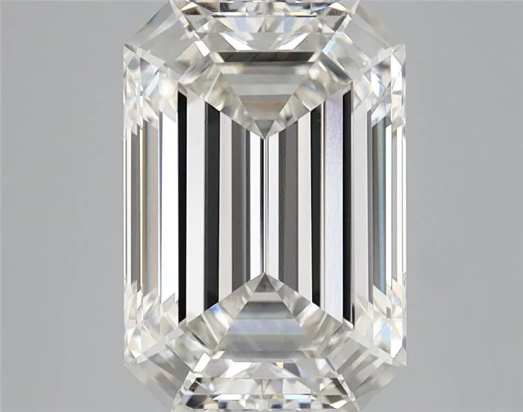 2.82ct Emerald Lab Grown Diamond (Colour G, Clarity VS2, IGI Certified)