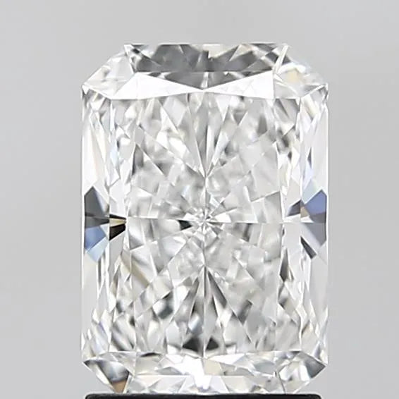 2.01ct Radiant Lab Grown Diamond (Colour E, Clarity VVS2, IGI Certified)