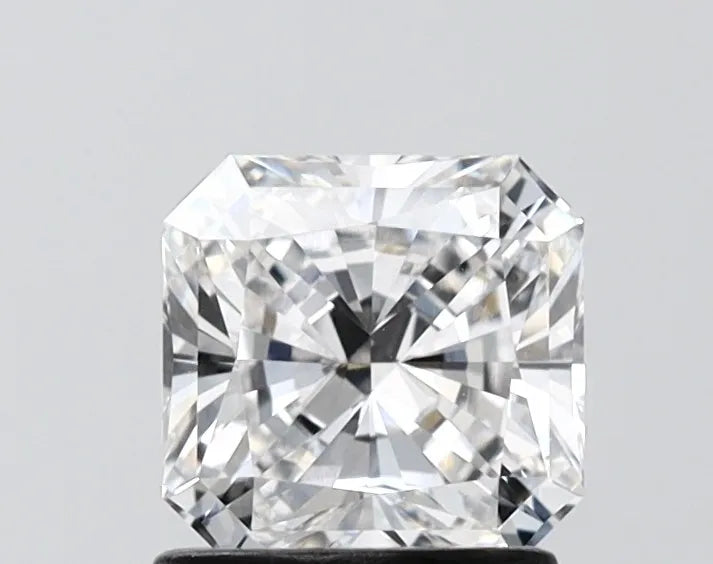 1.11ct Square radiant Lab Grown Diamond (Colour D, Clarity VVS2, IGI Certified)