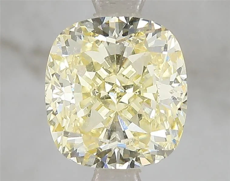 3.08ct Cushion brilliant Lab Grown Diamond (Colour Fancy Yellow, Clarity VS1, IGI Certified)