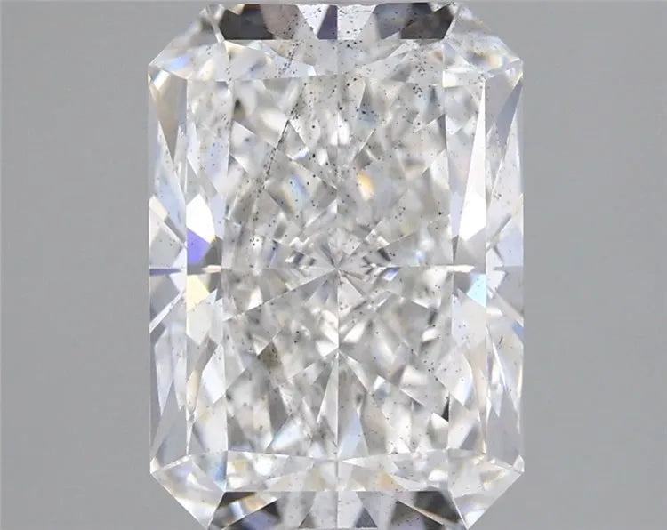 2.13ct Radiant Lab Grown Diamond (Colour E, Clarity SI2, IGI Certified)