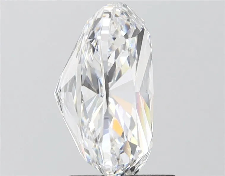 3.00ct Cushion modified Lab Grown Diamond (Colour D, Clarity VVS1, IGI Certified)