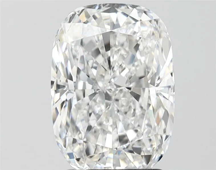 3.00ct Cushion modified Lab Grown Diamond (Colour E, Clarity VVS2, IGI Certified)