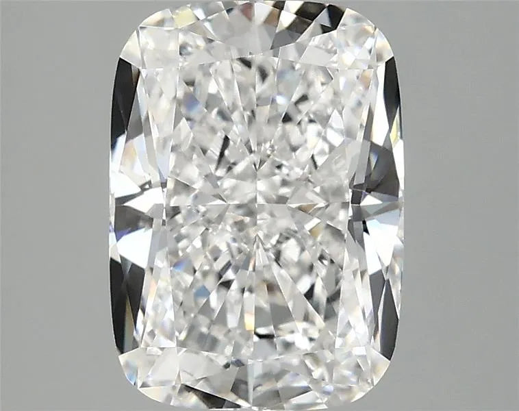 3.00ct Cushion modified Lab Grown Diamond (Colour E, Clarity VVS2, IGI Certified)