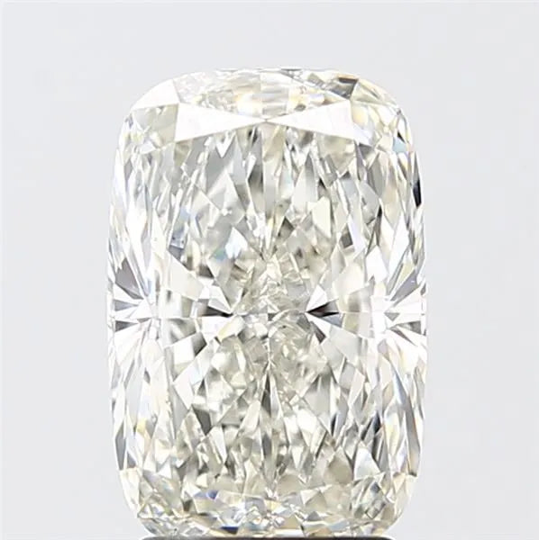 3.00ct Cushion modified Lab Grown Diamond (Colour G, Clarity VS2, IGI Certified)