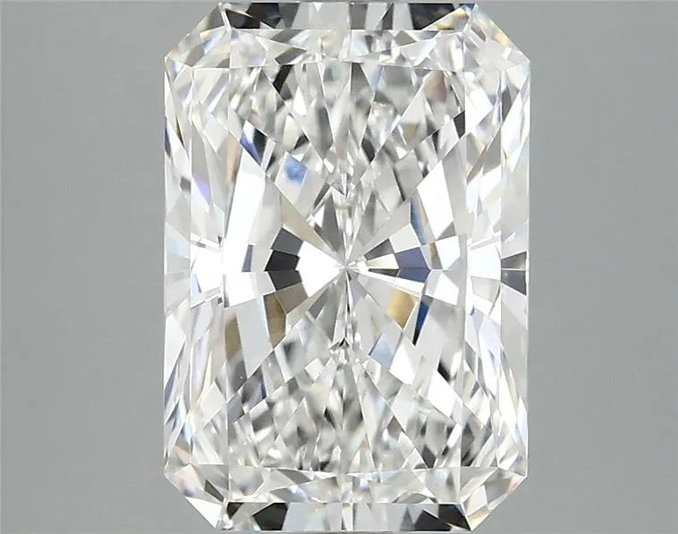 3.00ct Radiant Lab Grown Diamond (Colour E, Clarity VS1, IGI Certified)