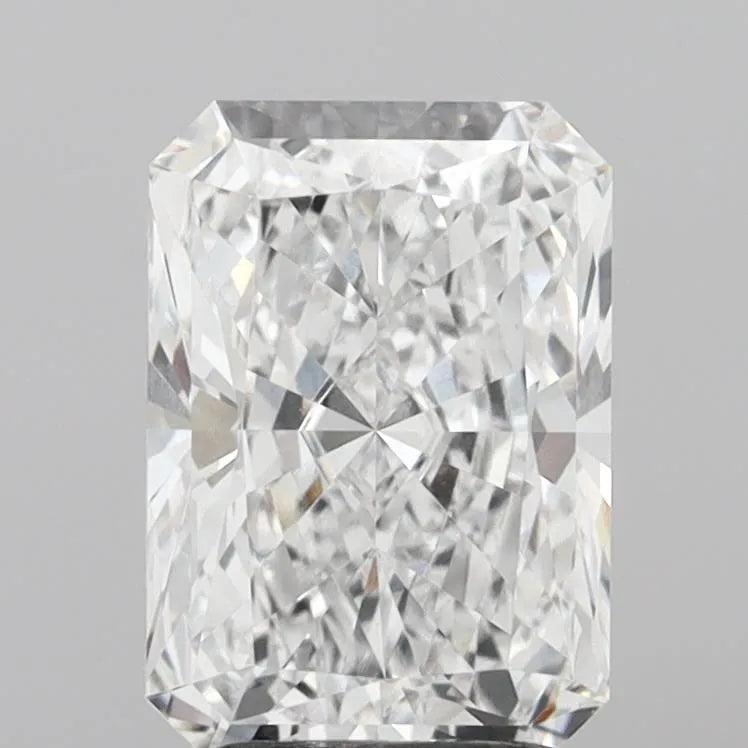 3.00ct Radiant Lab Grown Diamond (Colour E, Clarity VVS1, IGI Certified)