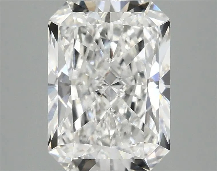 3.00ct Radiant Lab Grown Diamond (Colour E, Clarity VVS2, IGI Certified)