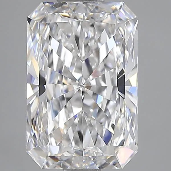 3.00ct Radiant Lab Grown Diamond (Colour E, Clarity VVS2, IGI Certified)