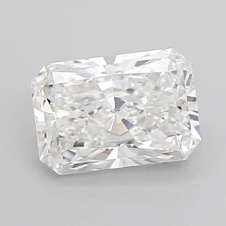 3.00ct Radiant Lab Grown Diamond (Colour E, Clarity VVS2, IGI Certified)