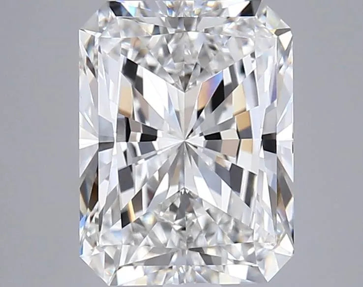 3.00ct Radiant Lab Grown Diamond (Colour F, Clarity VS1, IGI Certified)