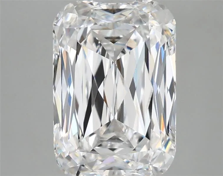 3.01ct Cushion modified Lab Grown Diamond (Colour D, Clarity VVS2, IGI Certified)