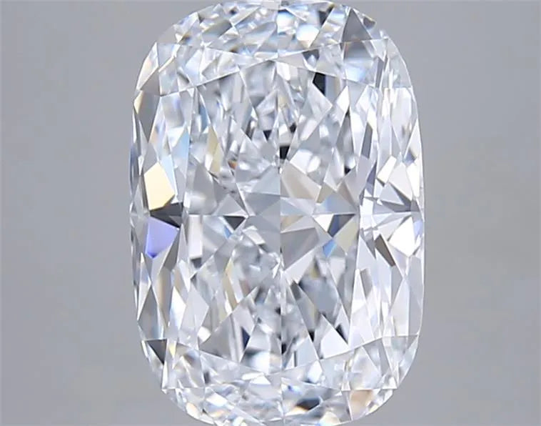3.01ct Cushion modified Lab Grown Diamond (Colour D, Clarity VVS2, IGI Certified)