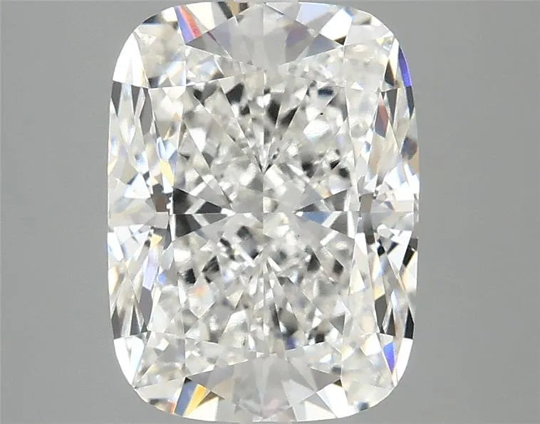 3.01ct Cushion modified Lab Grown Diamond (Colour E, Clarity VS1, IGI Certified)